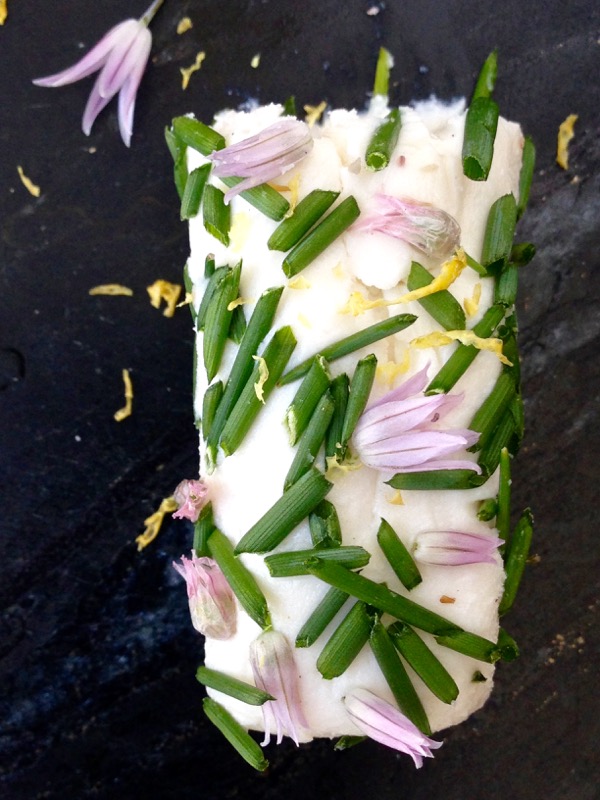 Chive Goat Cheese log Recipe Chive Goat Cheese log Recipe