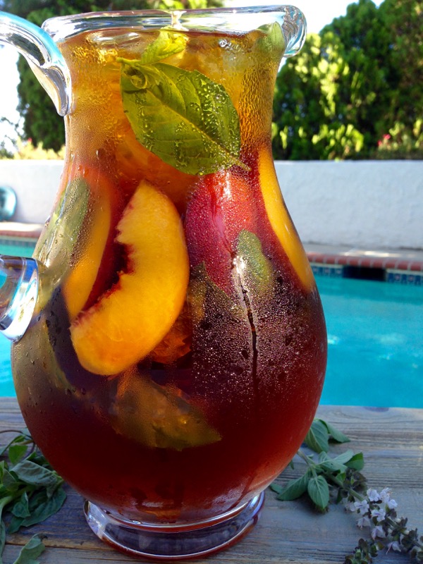 Healthy Skin Iced Saffron Tea Recipe with Peach and Basil Healthy Skin Iced Saffron Tea Recipe with Peach and Basil