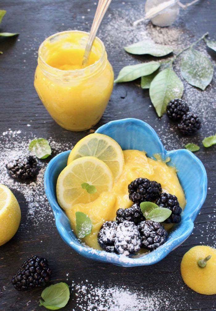 Easy Lemon Curd Filling with Berries Easy Lemon Curd Filling with Berries