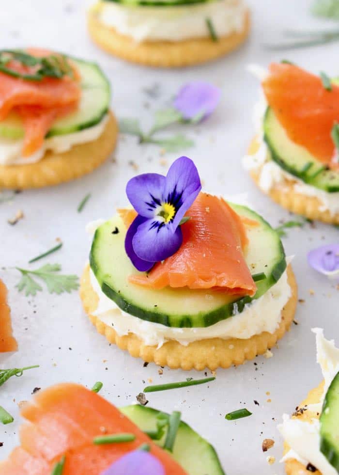 Cucumber Salmon Appetizers with Mascarpone Cream Cheese and Fresh Herbs Cucumber Salmon Appetizers with Mascarpone Cream Cheese and Fresh Herbs