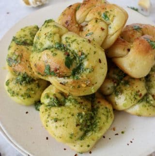Pizza dough garlic knots